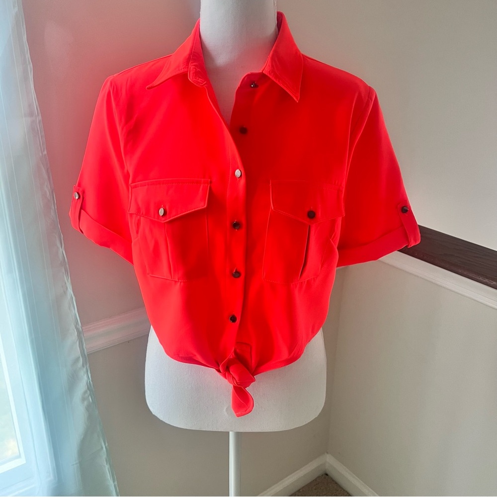 Fashion Nova Red button down collar cap sleeves tie top